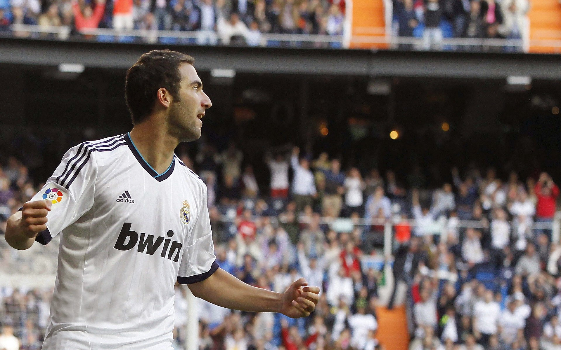 国足球员赛后采访态度积极,国足采访语录